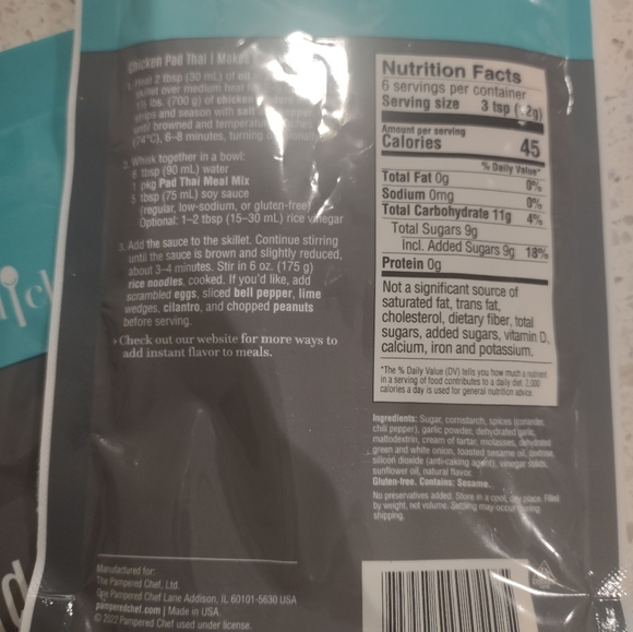 NWT Pampered Chef Flavor Meal Packets (4) - Picture 3 of 4